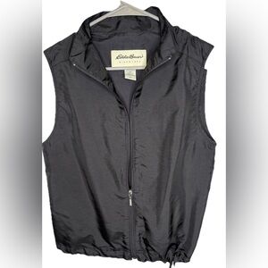 Eddie Bauer Women’s Black Lightweight Zip Vest – Size XS